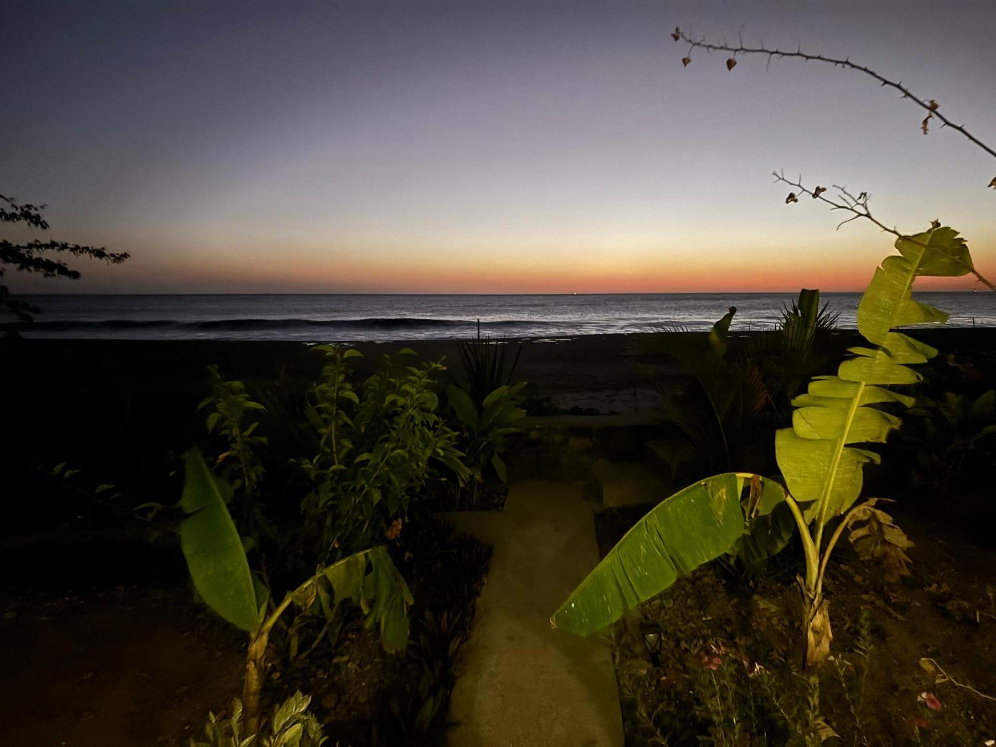 Stella Mar Oceanfront Hotel Popoyo Exterior photo