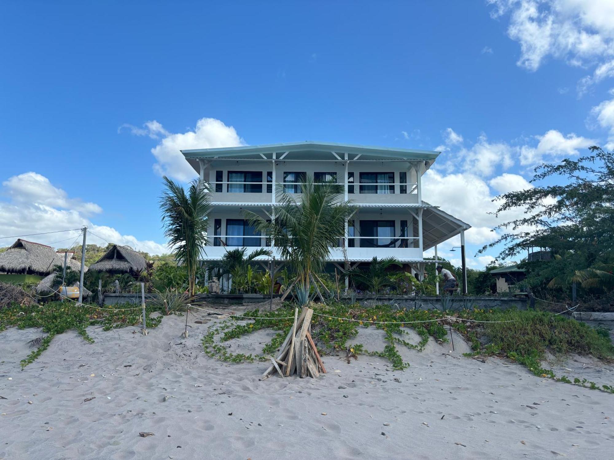 Stella Mar Oceanfront Hotel Popoyo Exterior photo