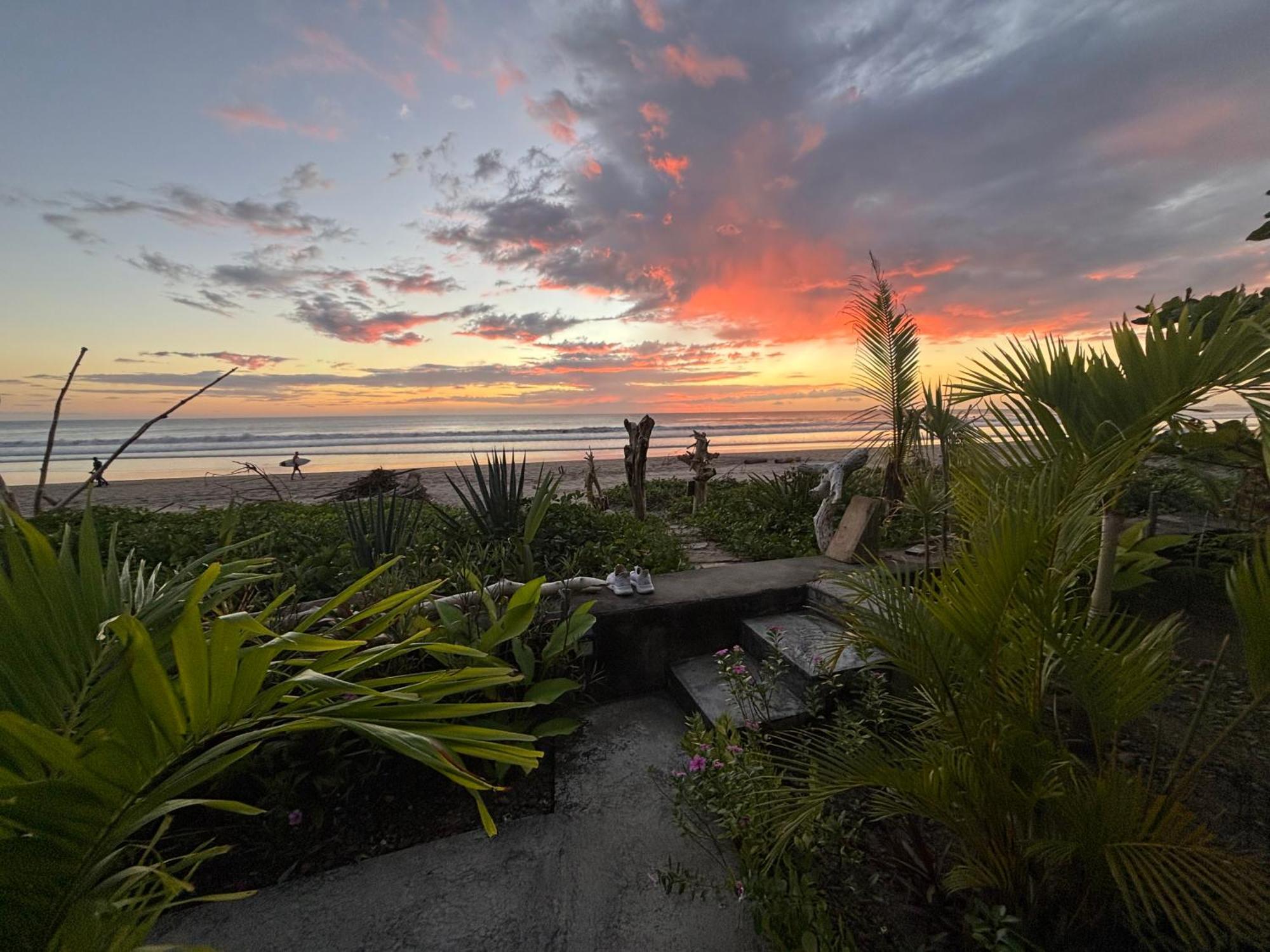 Stella Mar Oceanfront Hotel Popoyo Exterior photo